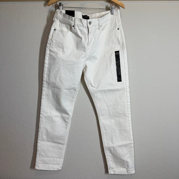 Women's Banana Republic Ivory Girlfriend Low Rise Denim Jeans Size 30 NEW - Picture 2 of 9